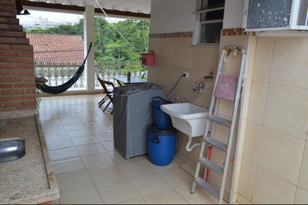 Casa de condomínio à venda com 600m², 3 quartos e 3 vagasÁrea de Serviço