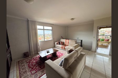 Apartamento à venda com 213m², 4 quartos e 4 vagasQuarto 2