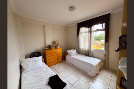 Apartamento à venda com 213m², 4 quartos e 4 vagasQuarto 1