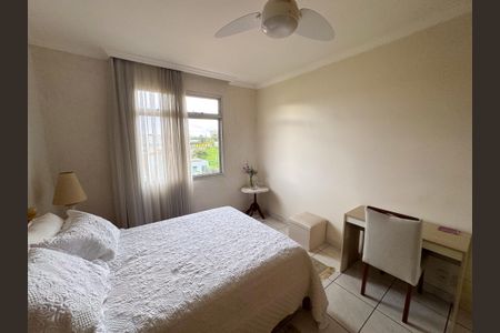Apartamento à venda com 213m², 4 quartos e 4 vagasSuíte 2