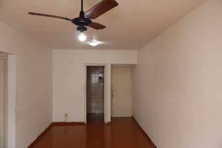 Apartamento para alugar com 80m², 2 quartos e 1 vagaSala