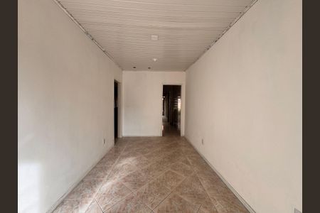 Casa para alugar com 60m², 2 quartos e 2 vagasSala