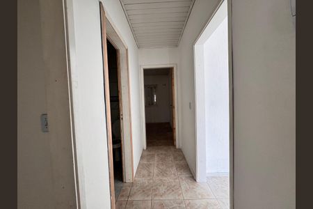 Casa para alugar com 60m², 2 quartos e 2 vagasCorredor