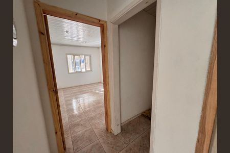Casa para alugar com 60m², 2 quartos e 2 vagasCorredor