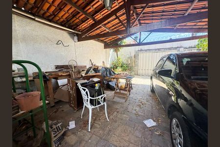 Casa à venda com 360m², 5 quartos e 4 vagasÁrea Gourmet