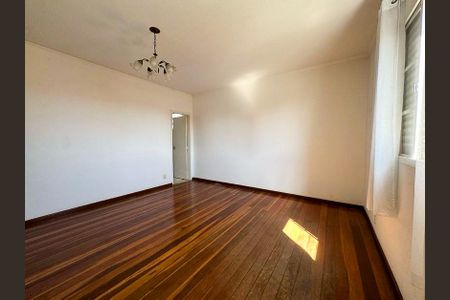 Casa à venda com 360m², 5 quartos e 4 vagasSuíte 1