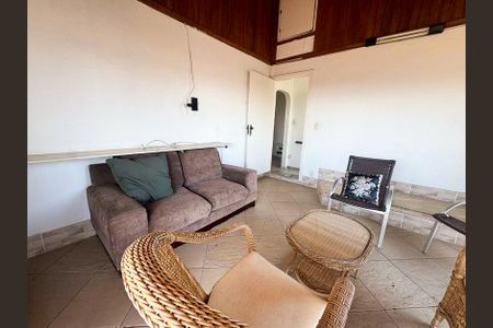 Casa à venda com 360m², 5 quartos e 4 vagasCobertura