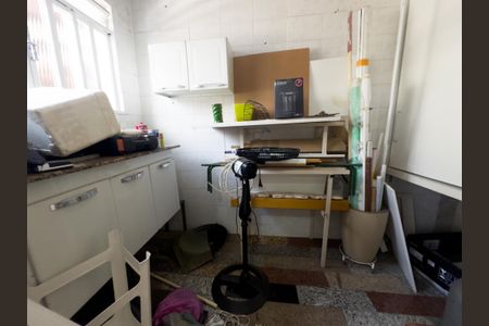 Casa à venda com 360m², 5 quartos e 4 vagasQuarto de Serviço