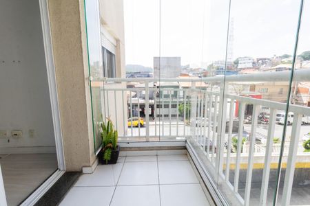 Apartamento à venda com 47m², 2 quartos e 1 vaga Apartamento à venda com 47m², 2 quartos e 1 vagaVaranda