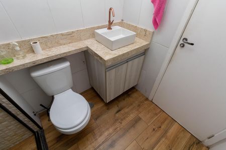 Apartamento à venda com 47m², 2 quartos e 1 vaga Apartamento à venda com 47m², 2 quartos e 1 vagaBanheiro