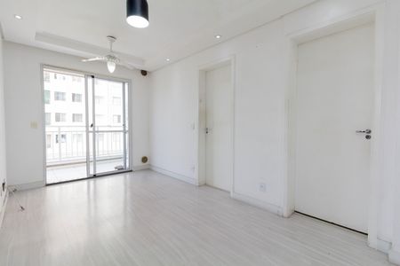 Apartamento à venda com 47m², 2 quartos e 1 vaga Apartamento à venda com 47m², 2 quartos e 1 vagaSala