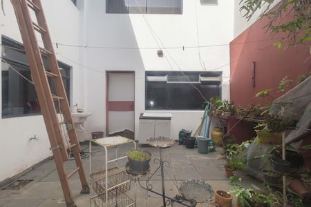 Casa à venda com 180m², 4 quartos e 3 vagas Casa à venda com 180m², 4 quartos e 3 vagasÁrea de Serviço