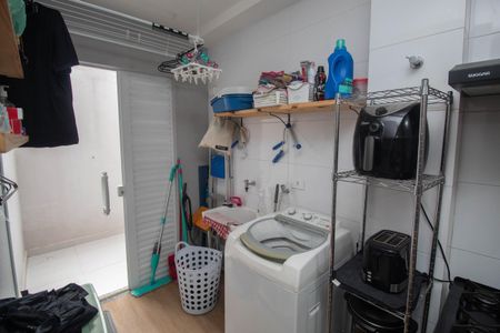 Apartamento à venda com 46m², 2 quartos e 1 vaga Apartamento à venda com 46m², 2 quartos e 1 vagaÁrea de Serviço