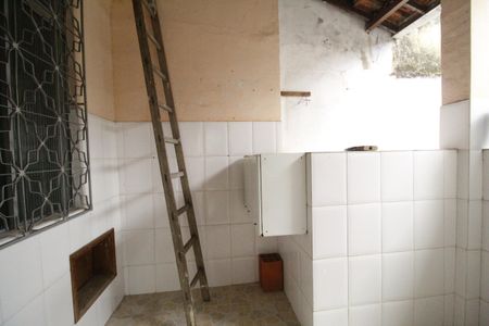 Casa de condomínio à venda com 100m², 4 quartos e sem vagaÁrea de serviço 2