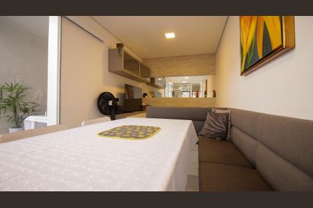 Casa à venda com 250m², 3 quartos e 2 vagasSala de TV