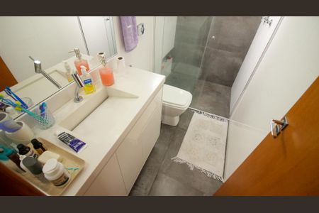 Casa à venda com 250m², 3 quartos e 2 vagasBanheiro do Quarto 2