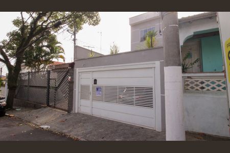 Casa à venda com 250m², 3 quartos e 2 vagasFachada