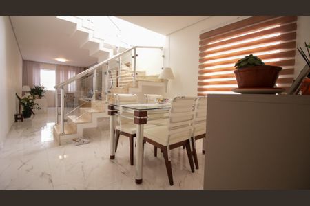 Casa à venda com 250m², 3 quartos e 2 vagasSala de Jantar