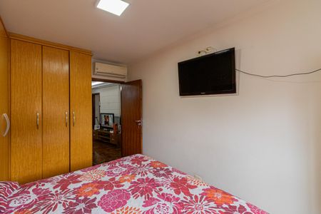 Casa à venda com 235m², 2 quartos e 3 vagas Casa à venda com 235m², 2 quartos e 3 vagasQuarto 1