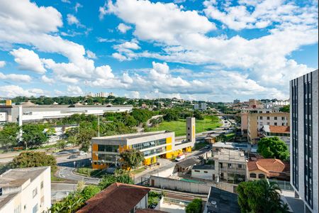 Apartamento à venda com 180m², 4 quartos e 3 vagas Apartamento à venda com 180m², 4 quartos e 3 vagasSala 2