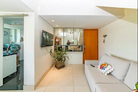 Apartamento à venda com 180m², 4 quartos e 3 vagas Apartamento à venda com 180m², 4 quartos e 3 vagasSala 1