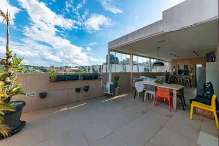 Apartamento à venda com 180m², 4 quartos e 3 vagas Apartamento à venda com 180m², 4 quartos e 3 vagasVaranda gourmet