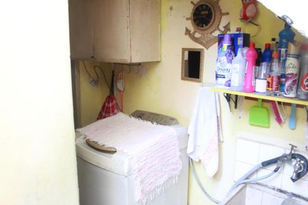 Casa à venda com 143m², 2 quartos e 1 vagaÁrea de Serviço