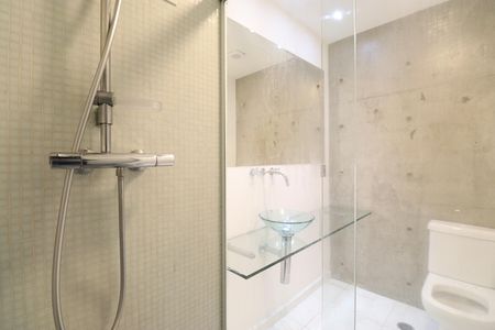 Apartamento à venda com 70m², 1 quarto e 1 vagaBanheiro