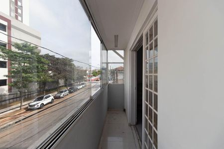 Apartamento à venda com 175m², 2 quartos e 7 vagasVaranda