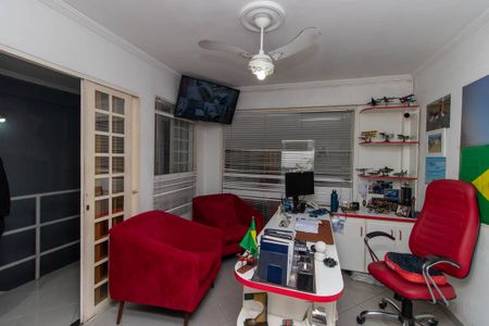 Apartamento à venda com 175m², 2 quartos e 7 vagasEscritório