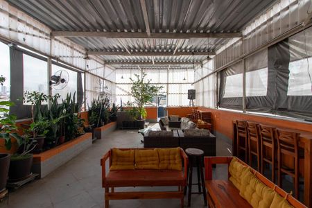 Apartamento à venda com 175m², 2 quartos e 7 vagasCobertura