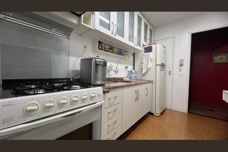 Apartamento à venda com 75m², 2 quartos e 1 vagaCozinha