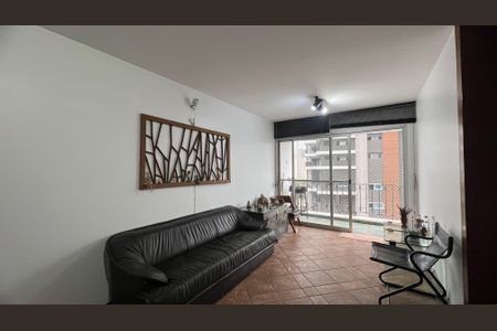 Apartamento à venda com 75m², 2 quartos e 1 vagaSala