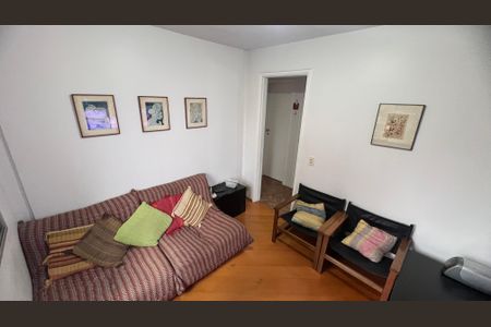 Apartamento à venda com 75m², 2 quartos e 1 vagaQuarto