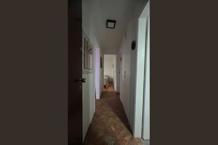 Apartamento à venda com 75m², 2 quartos e 1 vagaCorredor