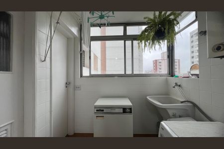 Apartamento à venda com 75m², 2 quartos e 1 vagaÁrea de Serviço