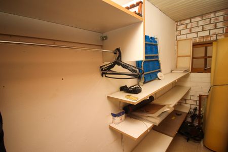 Casa à venda com 400m², 4 quartos e 5 vagasCloset da suíte 4