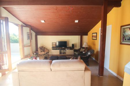 Casa à venda com 400m², 4 quartos e 5 vagasSuíte 3