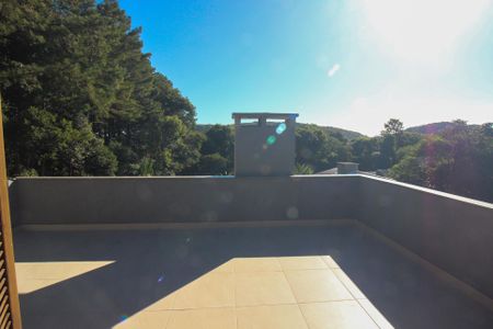 Casa à venda com 400m², 4 quartos e 5 vagasVista da Suíte 3