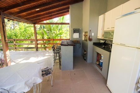 Casa à venda com 400m², 4 quartos e 5 vagasVaranda gourmet