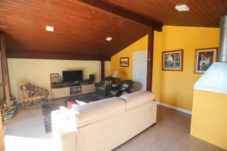 Casa à venda com 400m², 4 quartos e 5 vagasSuíte 3