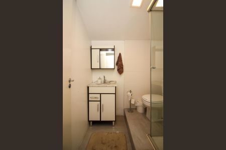 Casa à venda com 400m², 4 quartos e 5 vagasBanheiro da Suíte 3