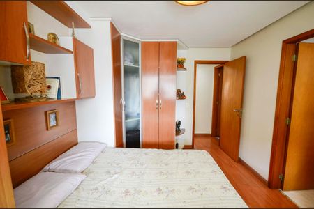 Apartamento à venda com 168m², 3 quartos e 4 vagasSuíte
