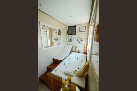 Apartamento à venda com 168m², 3 quartos e 4 vagasHidro