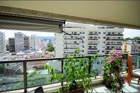 Apartamento à venda com 168m², 3 quartos e 4 vagasVista da Suíte