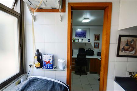 Apartamento à venda com 168m², 3 quartos e 4 vagasÁrea de Serviço