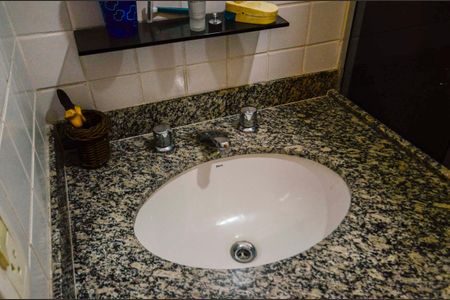 Apartamento à venda com 168m², 3 quartos e 4 vagasBanheiro 2