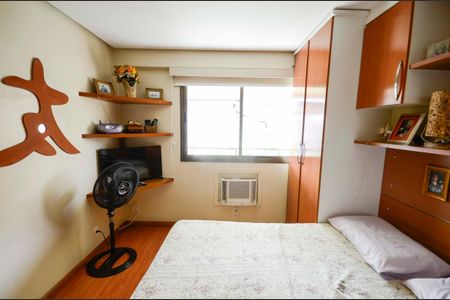 Apartamento à venda com 168m², 3 quartos e 4 vagasSuíte