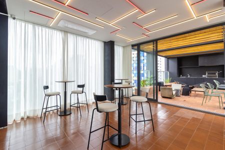 Studio para alugar com 26m², 1 quarto e sem vaga Studio para alugar com 26m², 1 quarto e sem vagaÁrea comum - Salão de festas