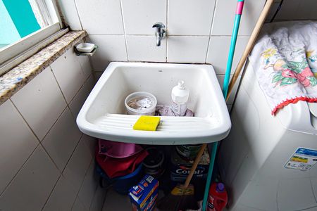 Apartamento à venda com 77m², 2 quartos e 1 vagaCozinha e Área de Serviço